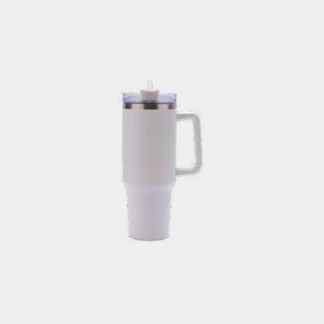 White vacuum-insulated travel tumbler with moulded handle, straw lid and faceted base